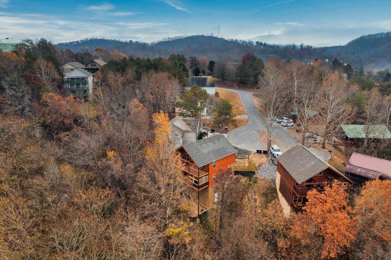 Mountains R Calling, Cozy Hideaway, King Beds, Hot-Tub, Arcade, Ev Ready Піджен-Фордж Екстер'єр фото